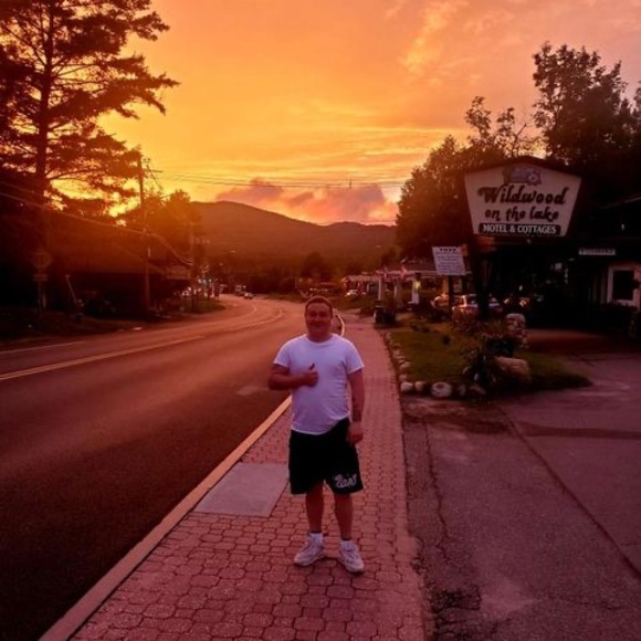 Meet your Posher, Sean - Picture 1 of 1